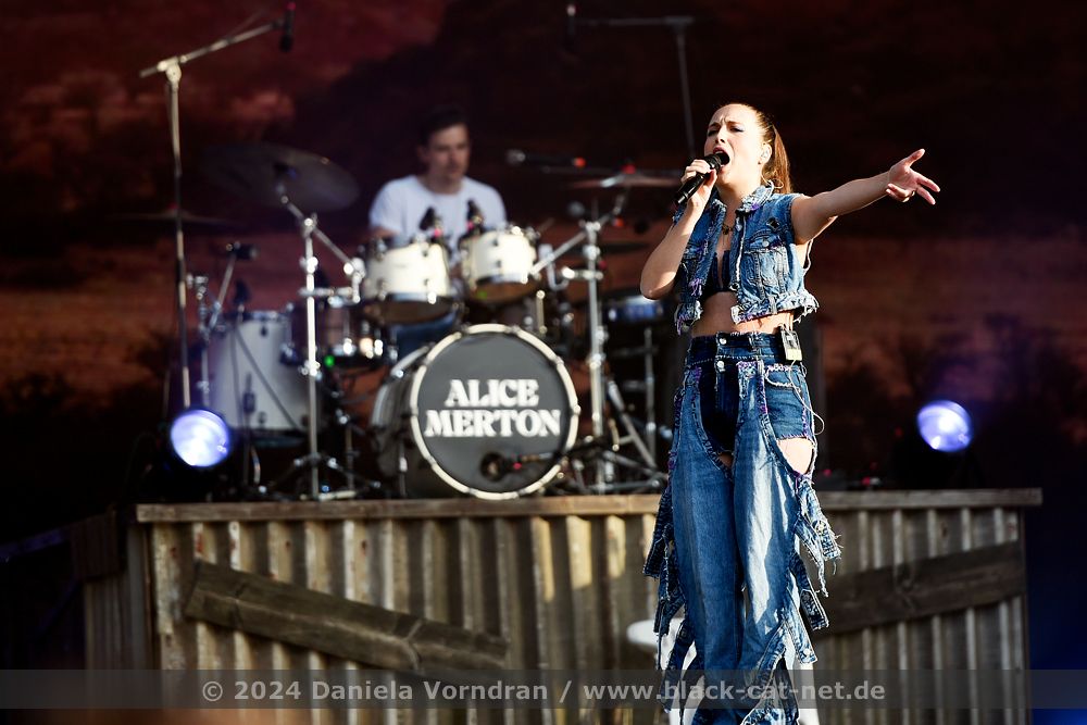 Alice Merton