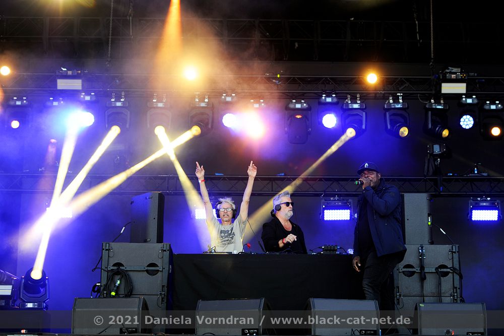 Buscemi Vs Praga Khan  